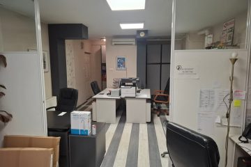 Debrecen, Arany János utca - Office for rent in the Center